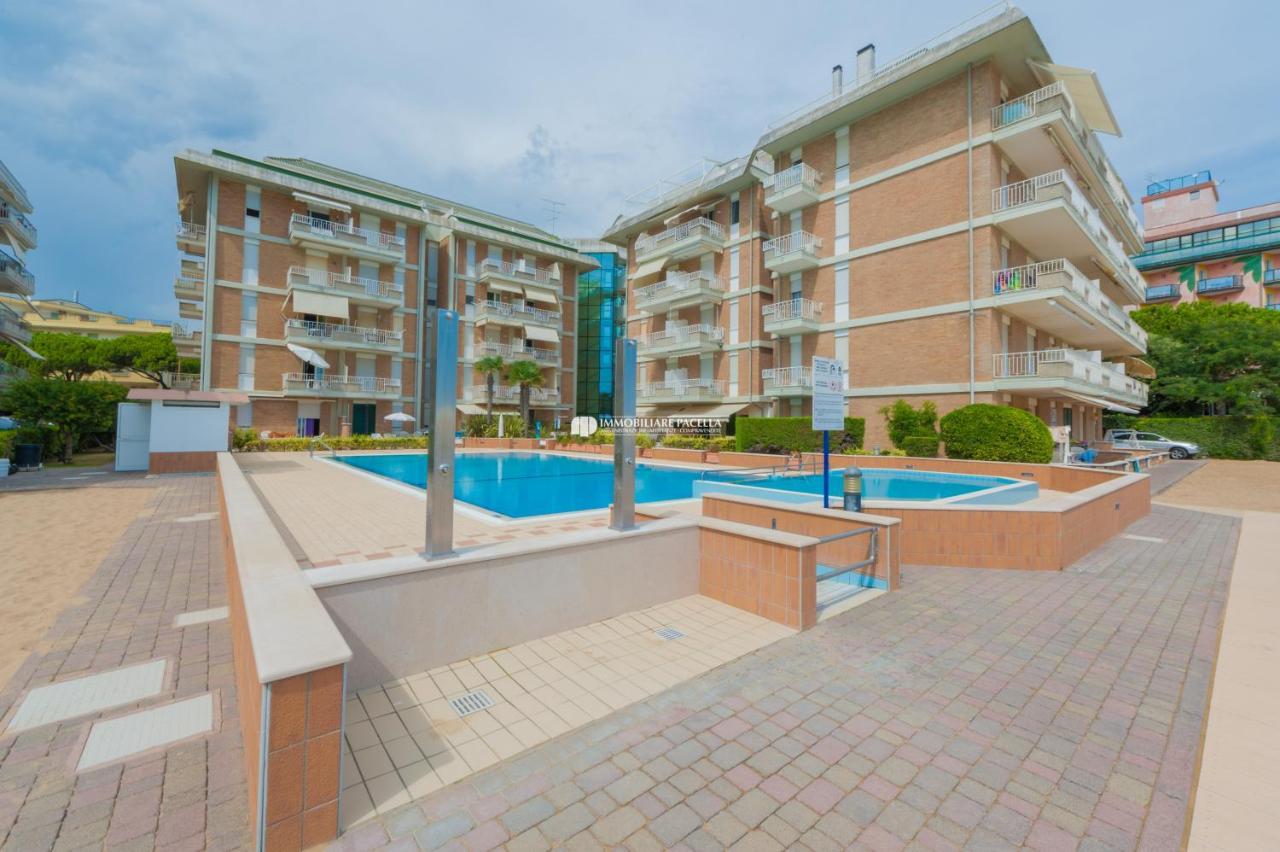 Residence Puerto Del Sol Immobiliare Pacella Lido di Jesolo Exteriör bild